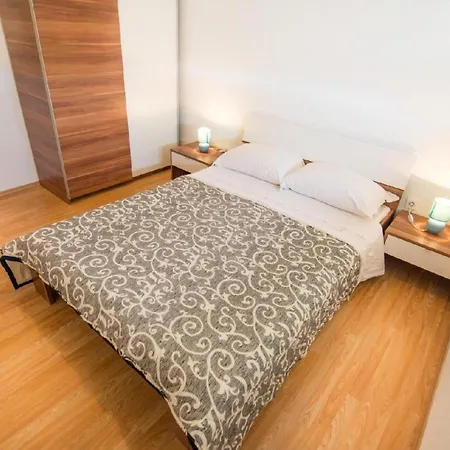 Apartment Marica In Near Biograd *