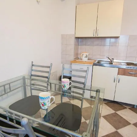 Апартаменты In Near Biograd Beaches *