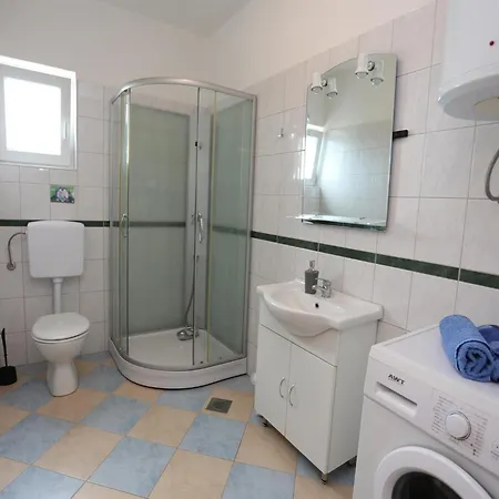 Апартаменты In Near Biograd Beaches