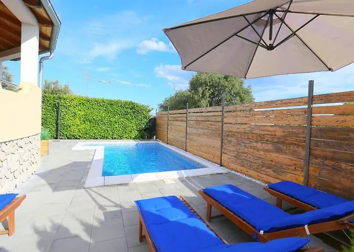 In Near Biograd Beaches Apartamento